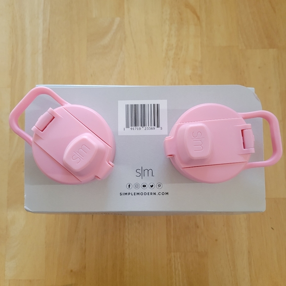 NEW 64-oz Tritan Plastic Summit With Simple Flip Straw Lid - Picture 6 of 6